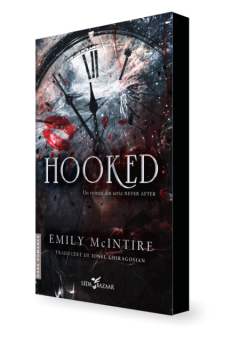 Hooked (un roman din seria Never After)